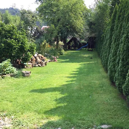 Trzy Podkowy 公寓 *